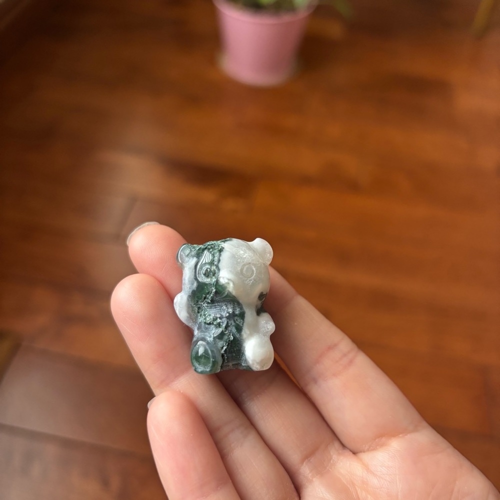 Moss Agate Teddy Bear Crystal Carving